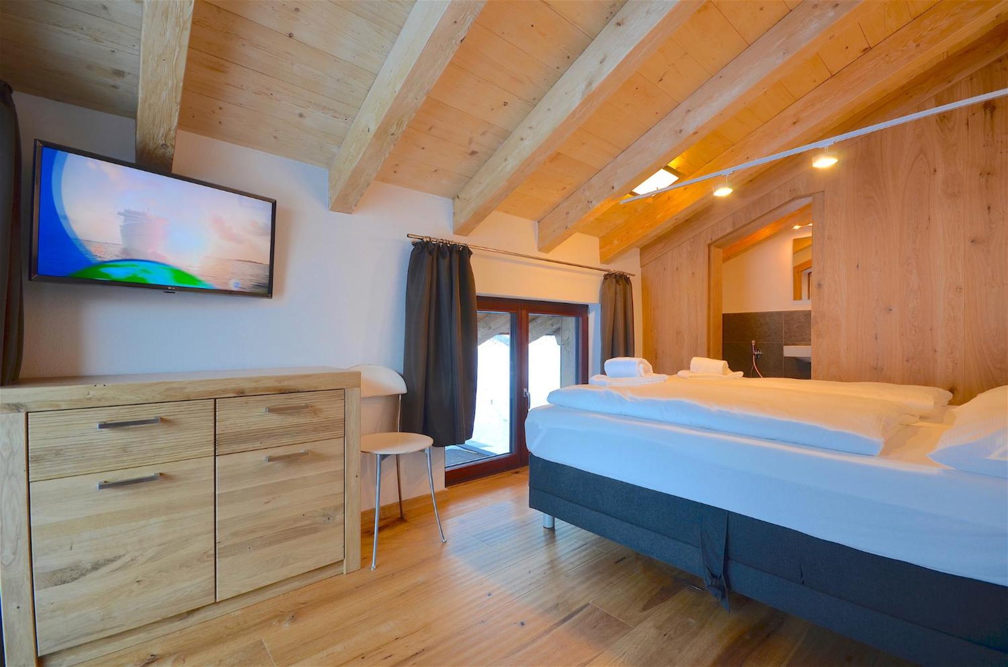 Ski-In Ski-Out Chalet Maiskogel "Bergli" - By Alpen Apartments Kaprun Exterior photo