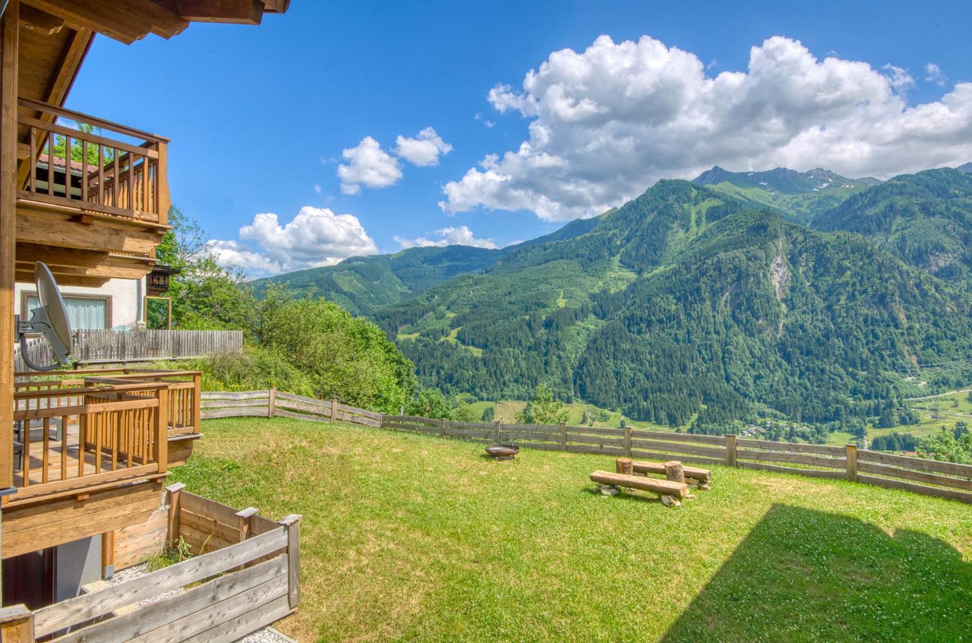 Ski-In Ski-Out Chalet Maiskogel "Bergli" - By Alpen Apartments Kaprun Exterior photo