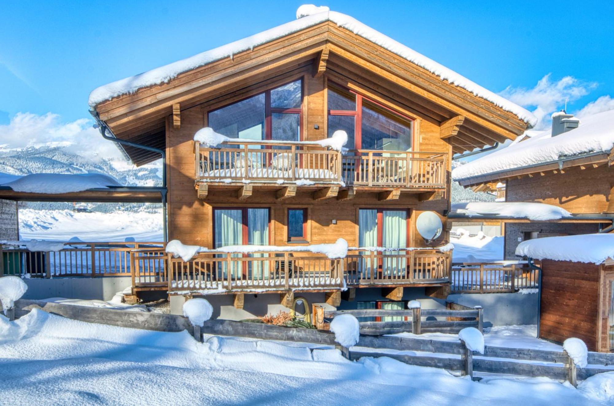 Ski-In Ski-Out Chalet Maiskogel "Bergli" - By Alpen Apartments Kaprun Exterior photo